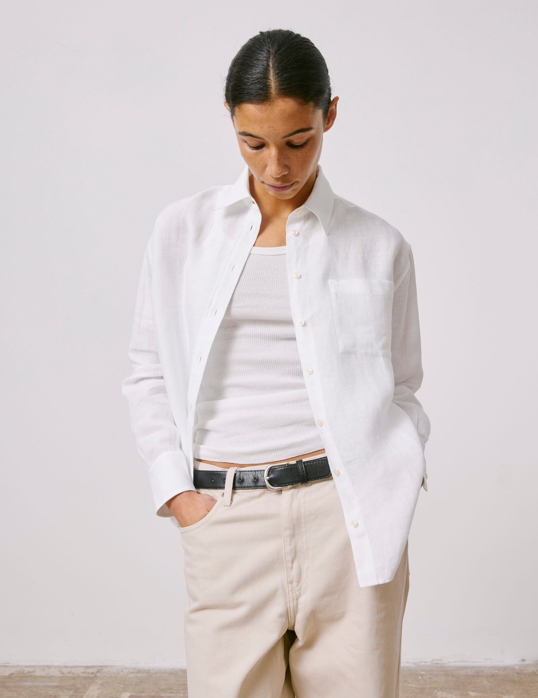 Chemise Charlotte en lin blanche - Image 4