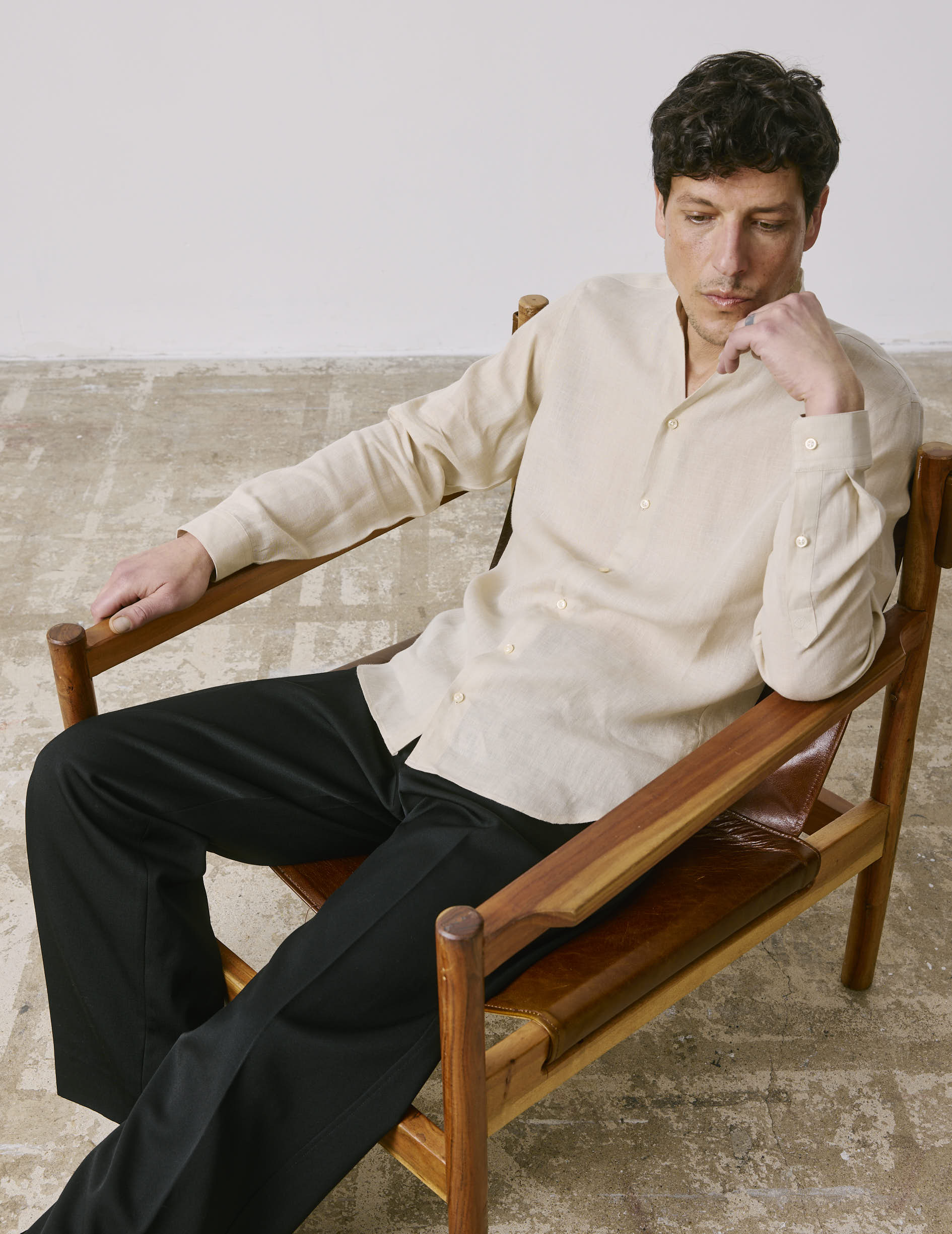 Chemise Carl en lin beige - Image 2
