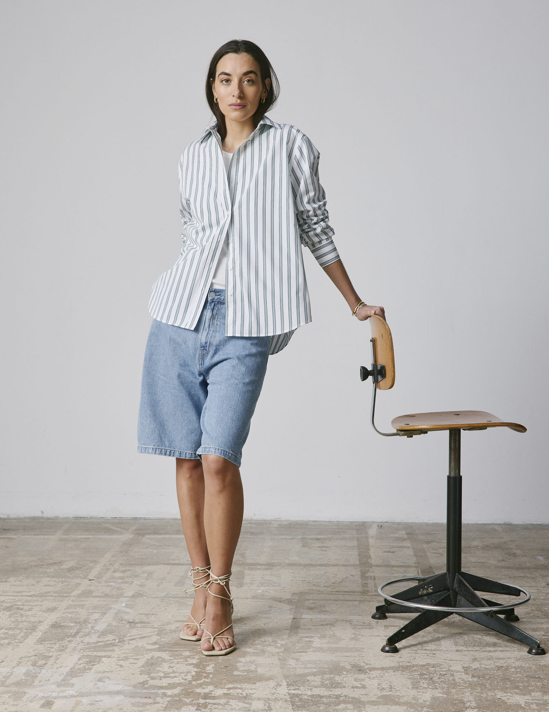 Chemise oversize Delina rayée verte foncée - Image 4