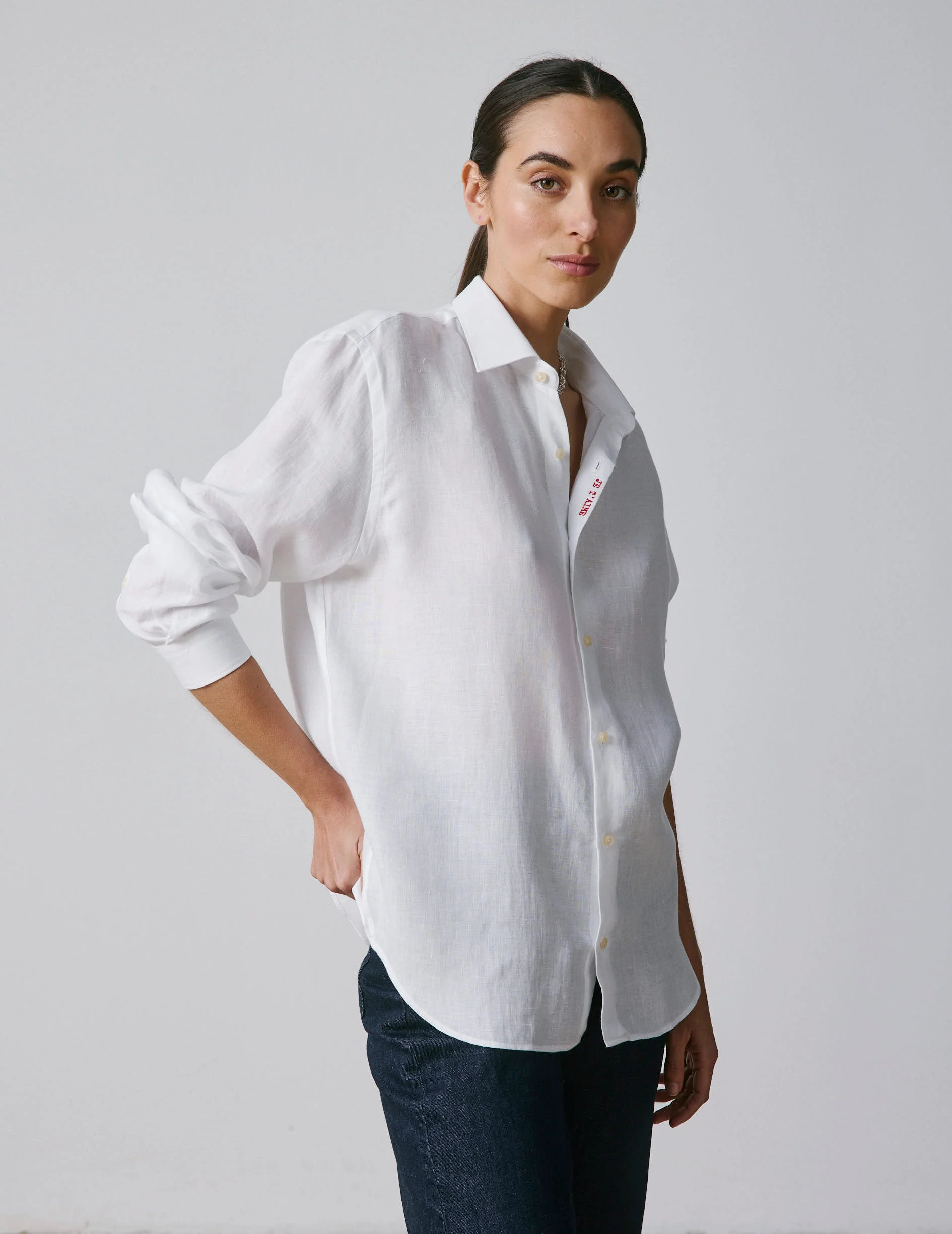 Chemise mixte "Je t'aime" en lin blanc - Image 4