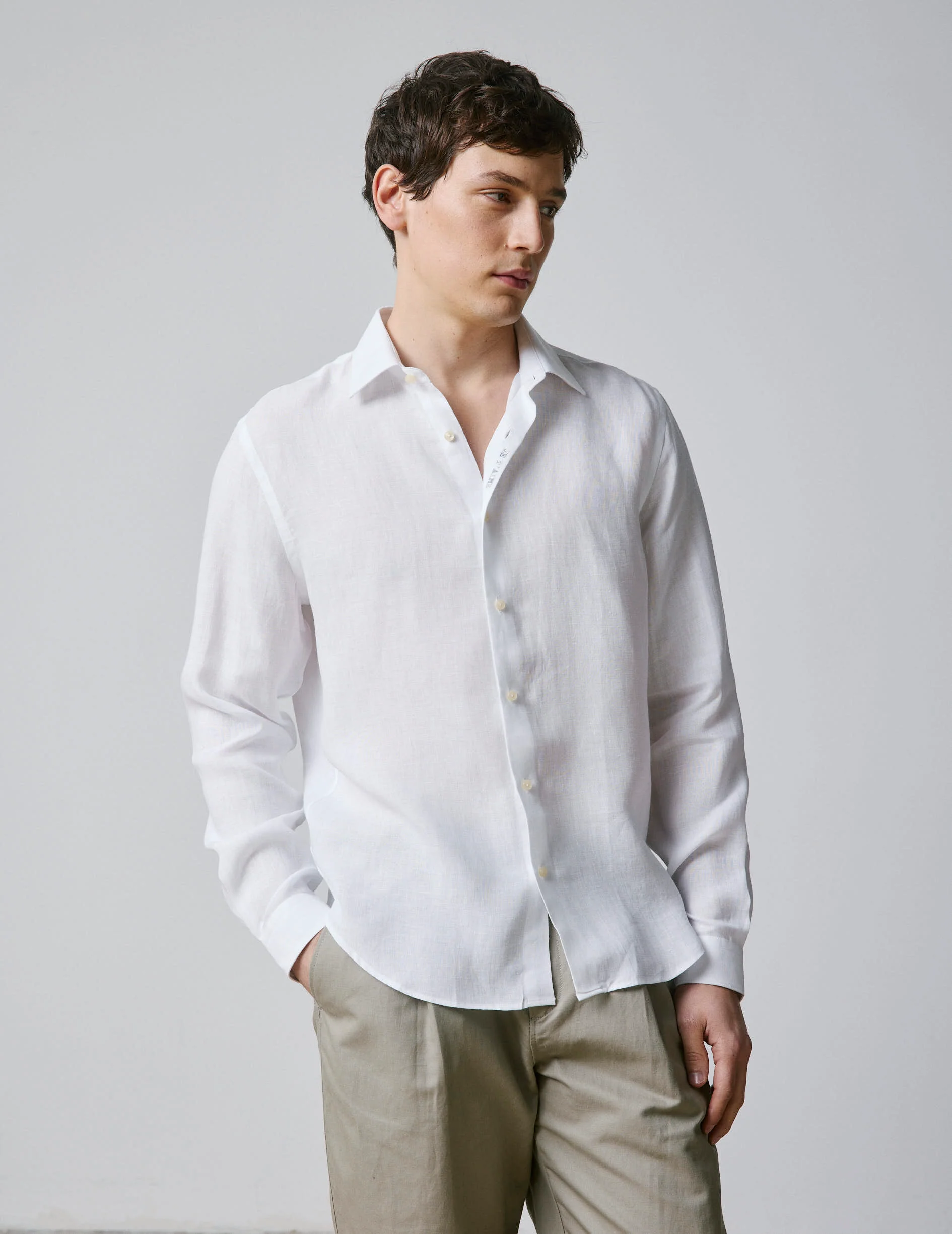 Chemise mixte "Je t'aime" en lin blanc - Image 3