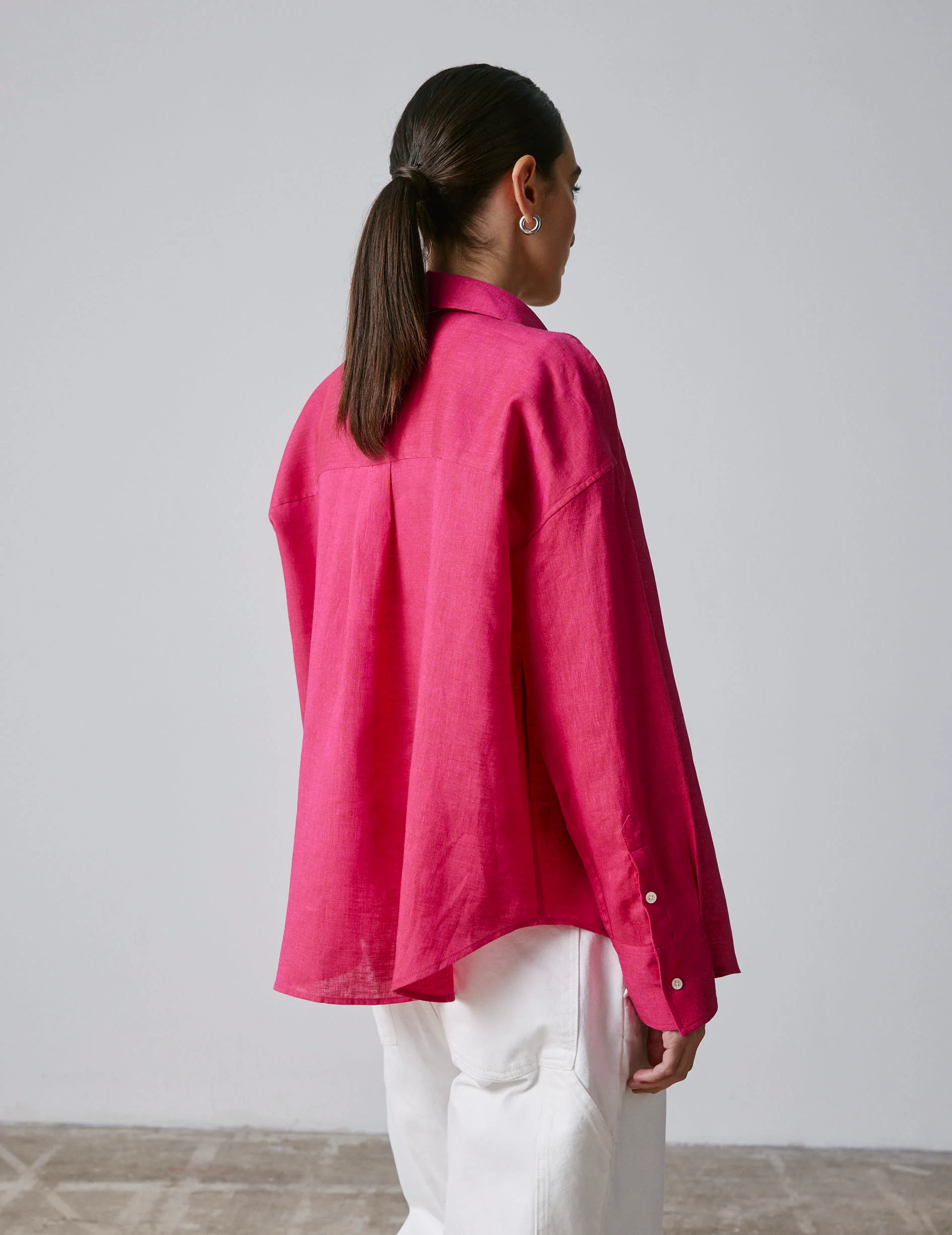 Chemise oversize Lizandra en lin fuchsia - Image 2